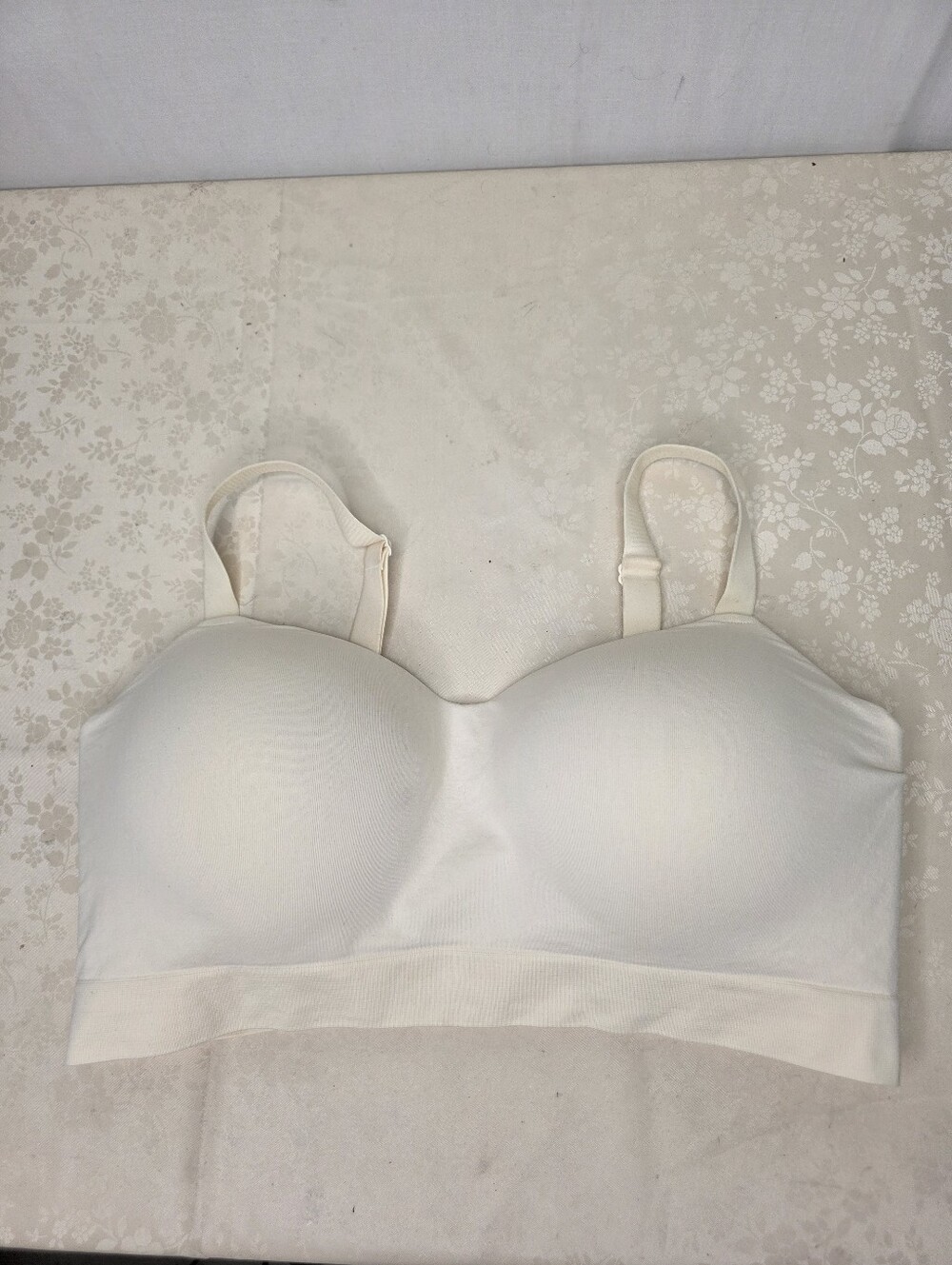 Truekind Cream Wireless Comfort Scoop Bralette 2XL Soft Molded Cups Lounge